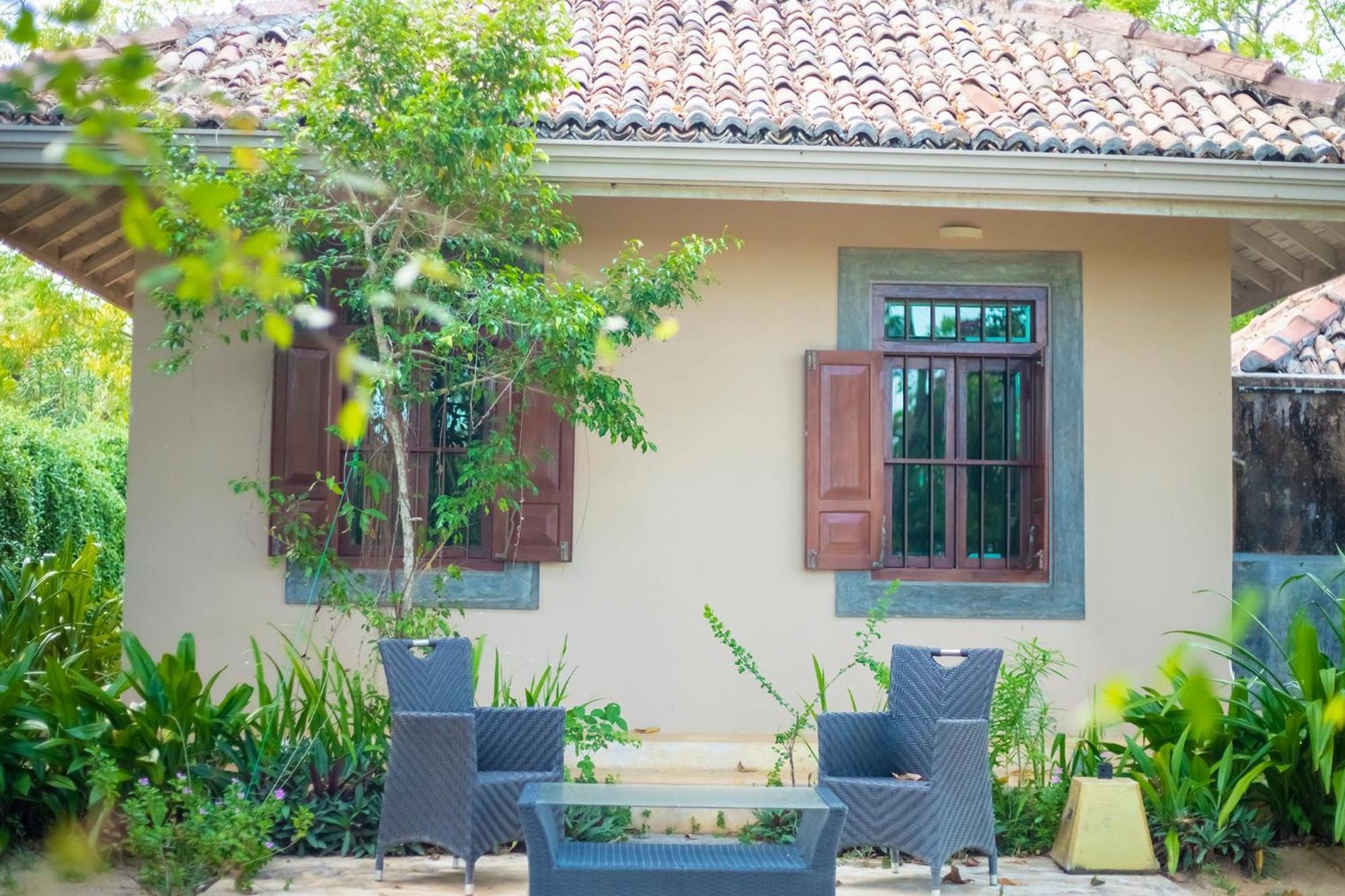 Nikara Luxury Beach House Tissamaharama Exterior foto